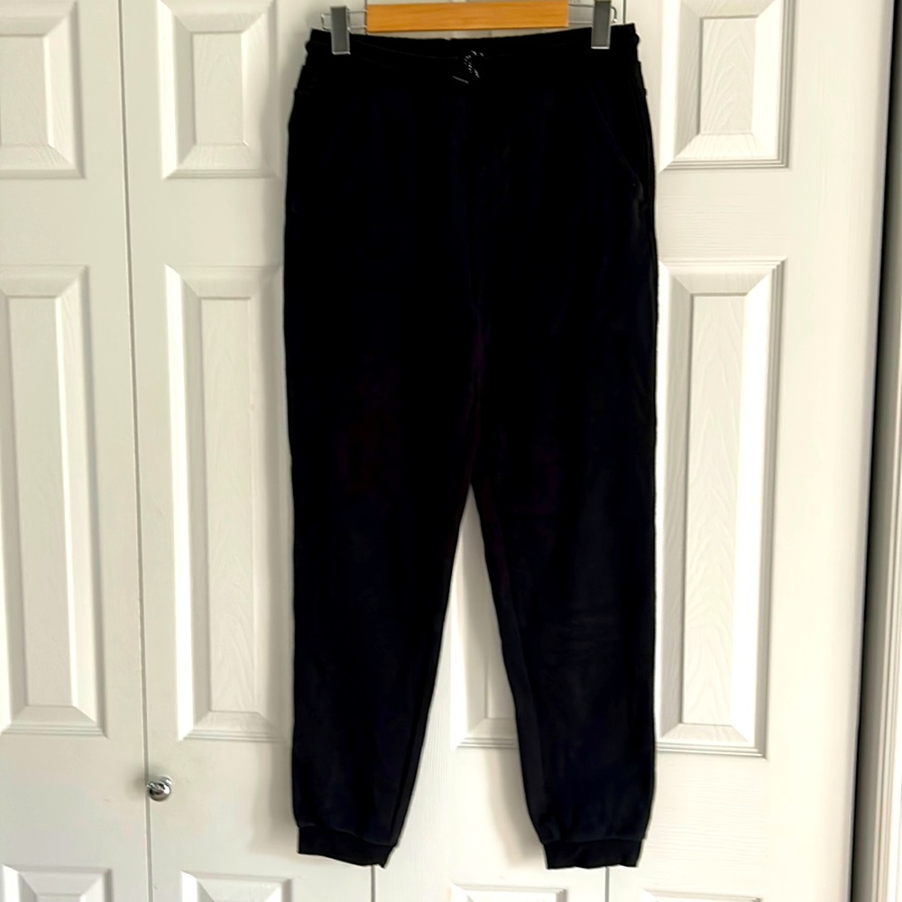 Black sweatpants